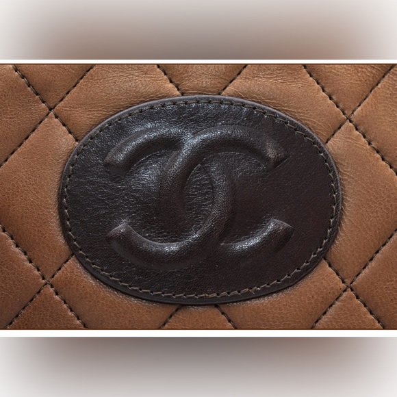 Authentic CHANEL lambskin flat CC mini tote brown and black - Picture 6 of 12